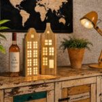 Grachtenhuislampen op een dressoir